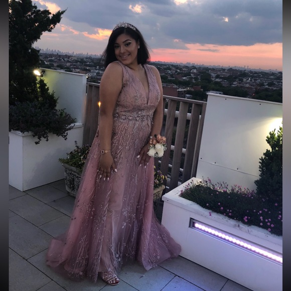 Lara Gown / Prom Dress - $700 VALUE Size 12 - Picture 10 of 13